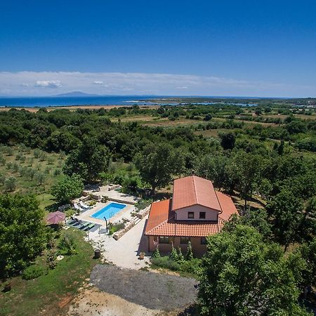 Beautiful Villa Palera With Private Pool Near Pula Ližnjan 외부 사진