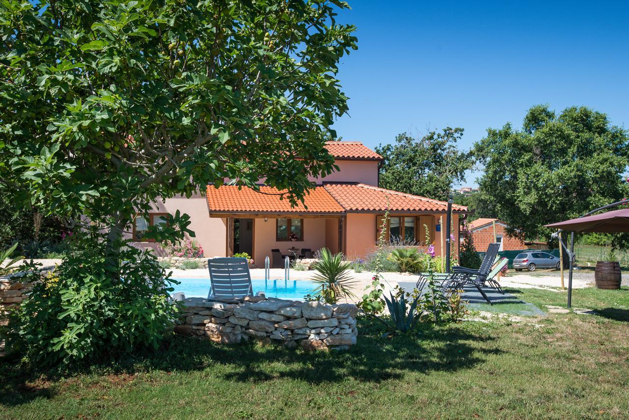 Beautiful Villa Palera With Private Pool Near Pula Ližnjan 외부 사진